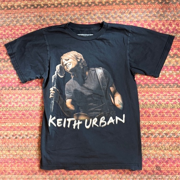 KEITH URBAN 2009 TOUR CONTROL LOS ANGELES GRAPHIC TEE - Picture 1 of 3